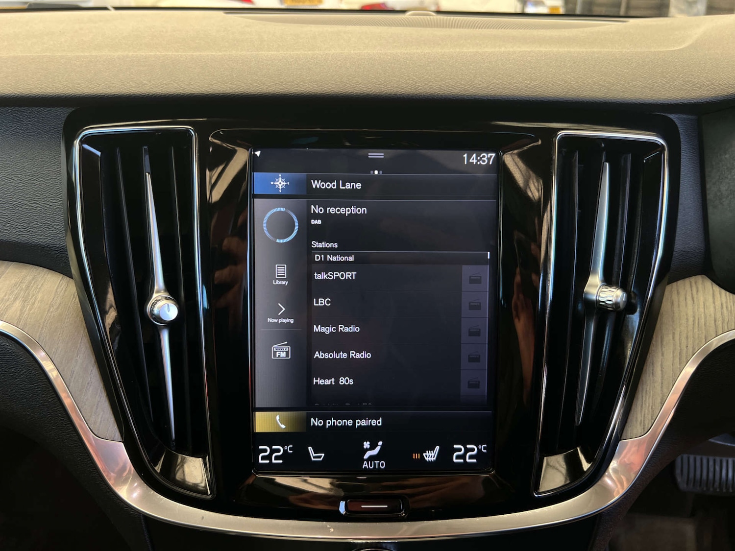 Used Volvo V60 2019 for sale - 77931935: Photo 16