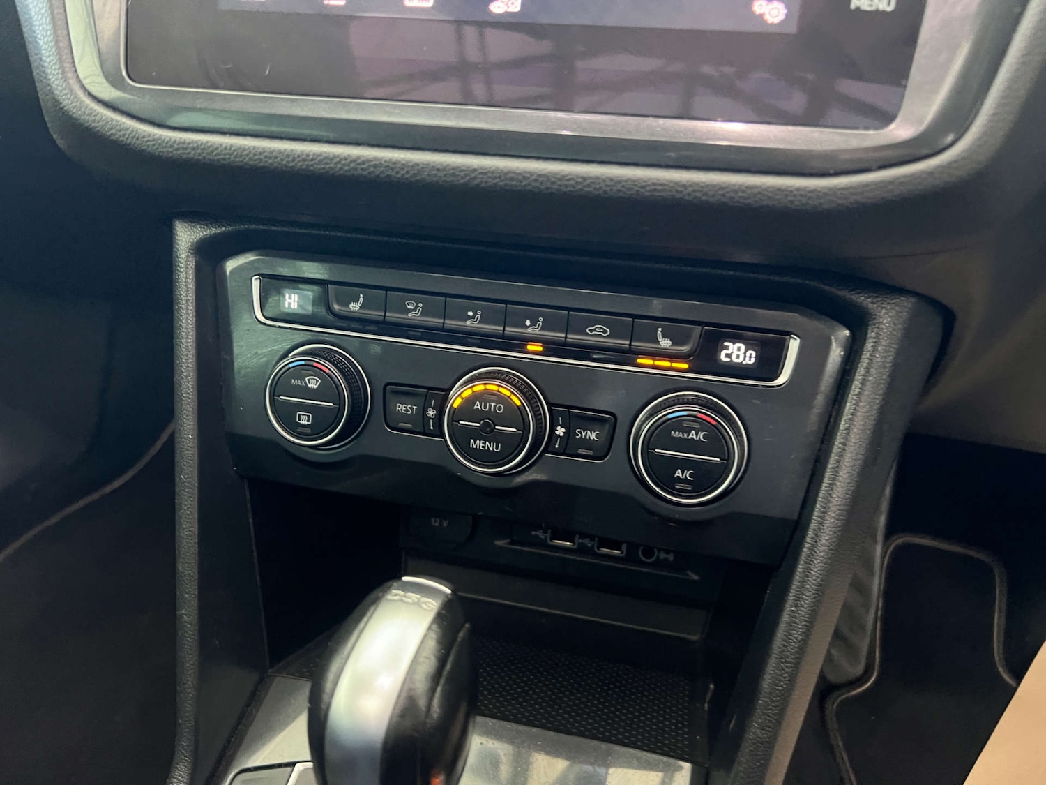 Used Volkswagen Tiguan 2019 for sale - 76618860: Photo 12