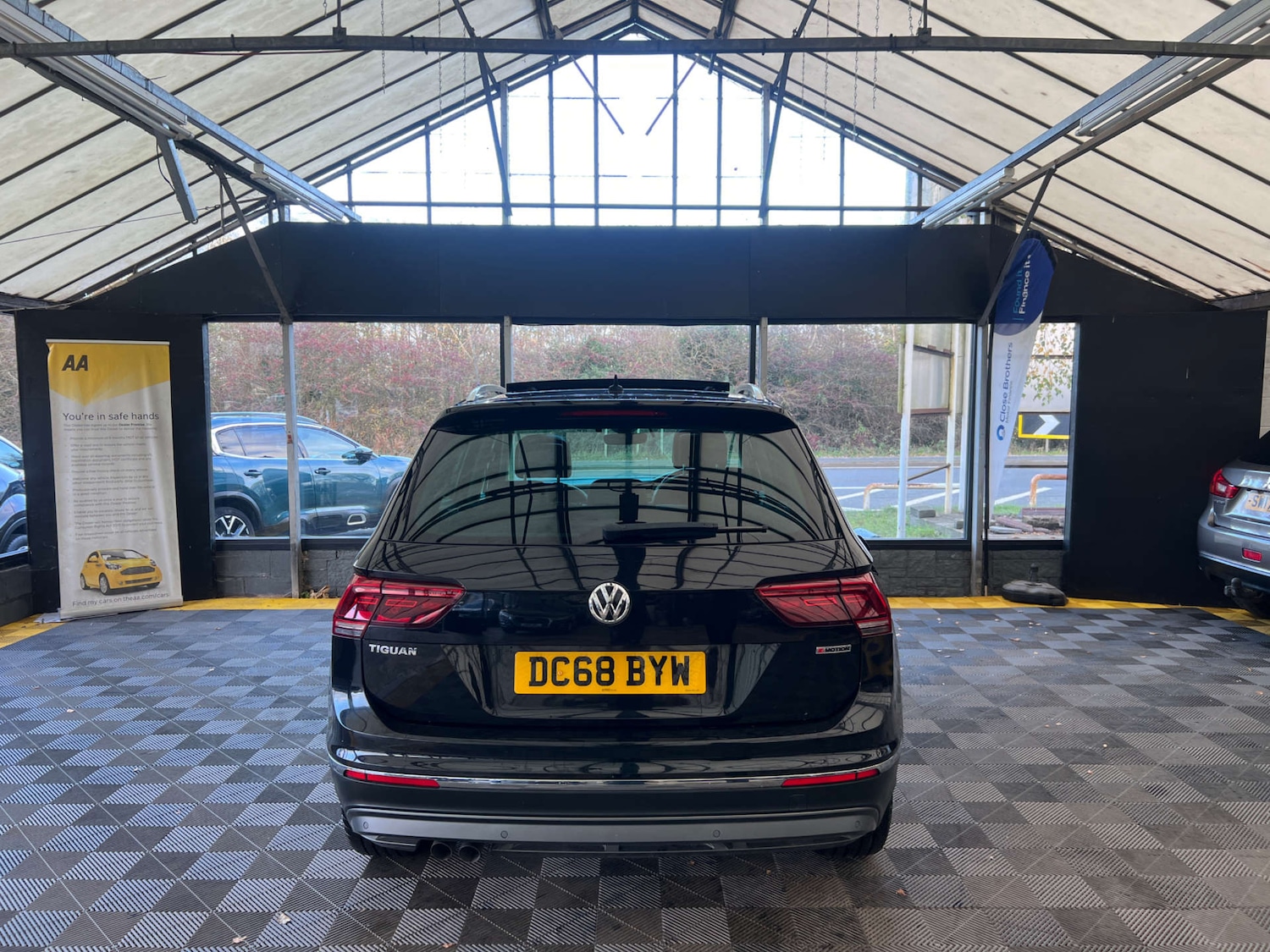 Used Volkswagen Tiguan 2019 for sale - 76618860: Photo 5