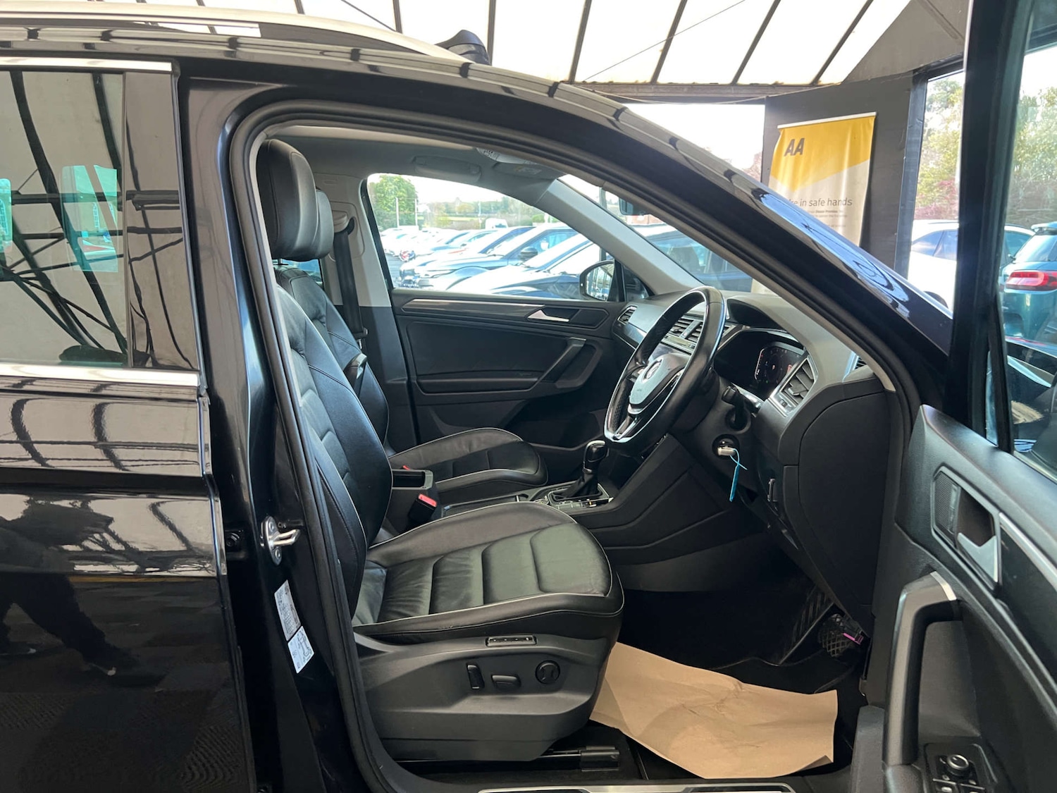 Used Volkswagen Tiguan 2019 for sale - 76618860: Photo 7