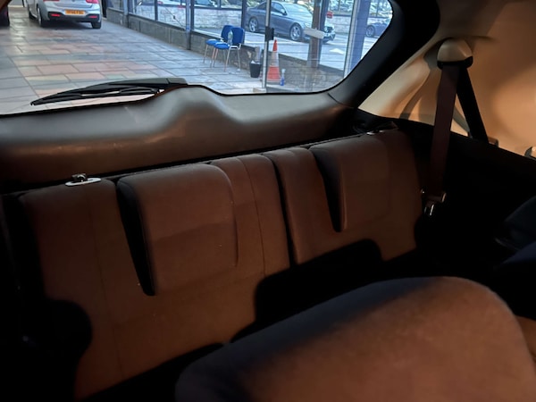 Used Mitsubishi Outlander 2017 for sale - 76287426: Photo 23