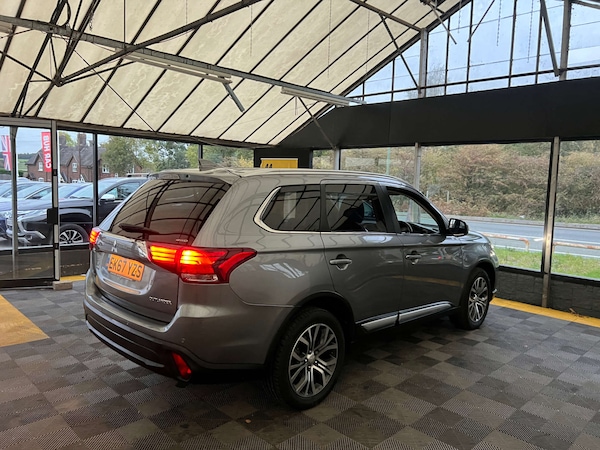 Used Mitsubishi Outlander 2017 for sale - 76287426: Photo 9