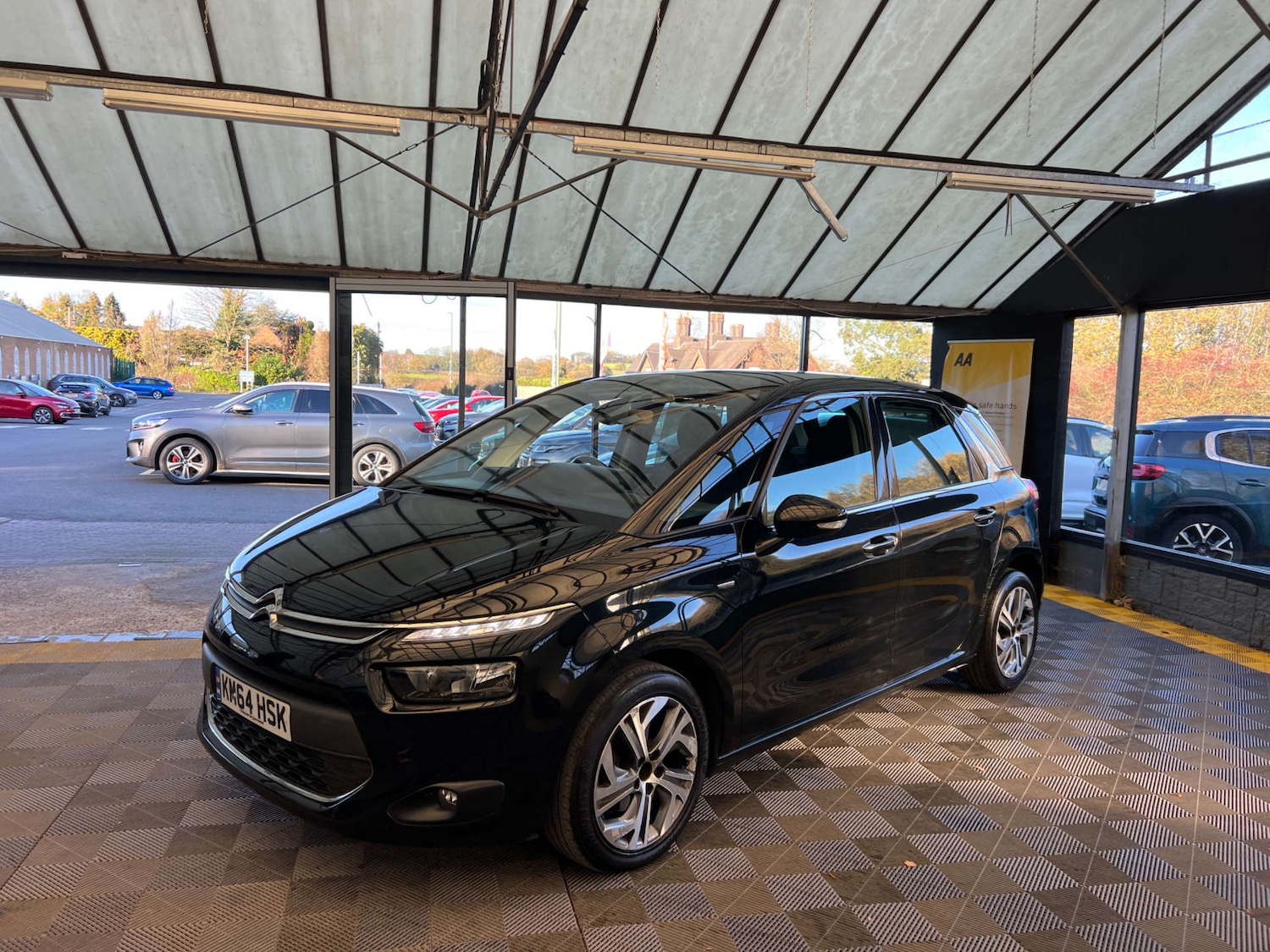 Used Citroen C4 Picasso 2014 for sale - 76650412: Photo 3