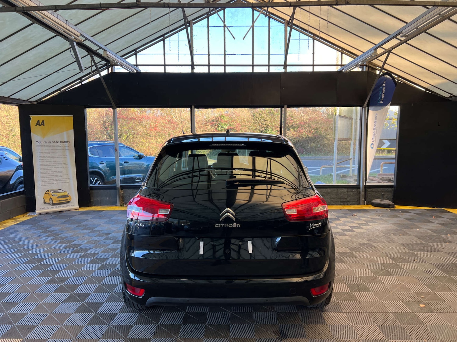 Used Citroen C4 Picasso 2014 for sale - 76650412: Photo 4