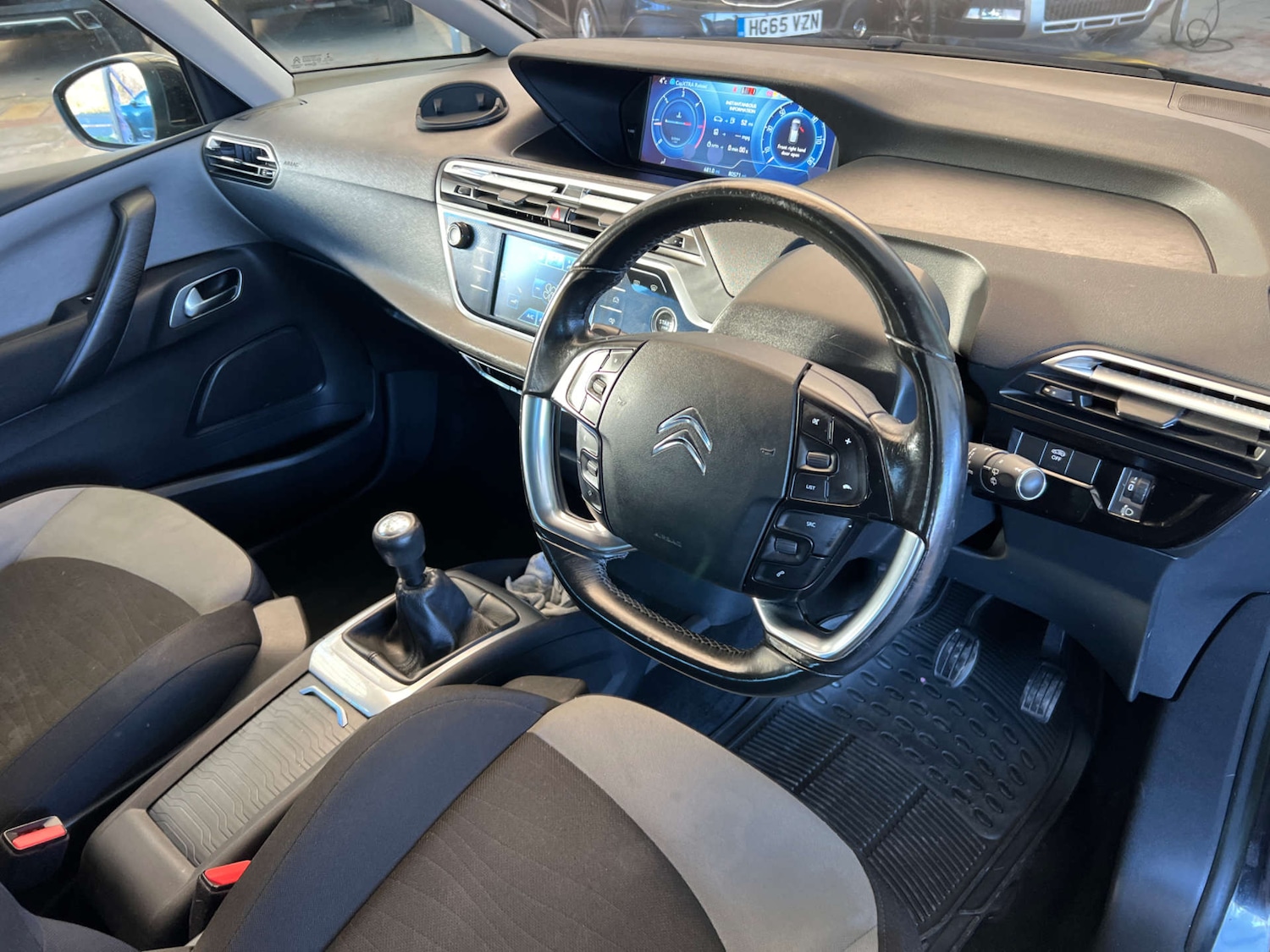 Used Citroen C4 Picasso 2014 for sale - 76650412: Photo 9