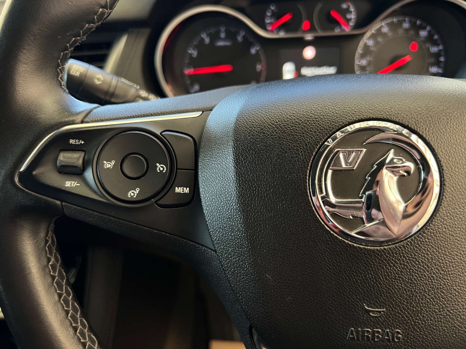 Used Vauxhall Grandland X 2018 for sale - 77979869: Photo 15