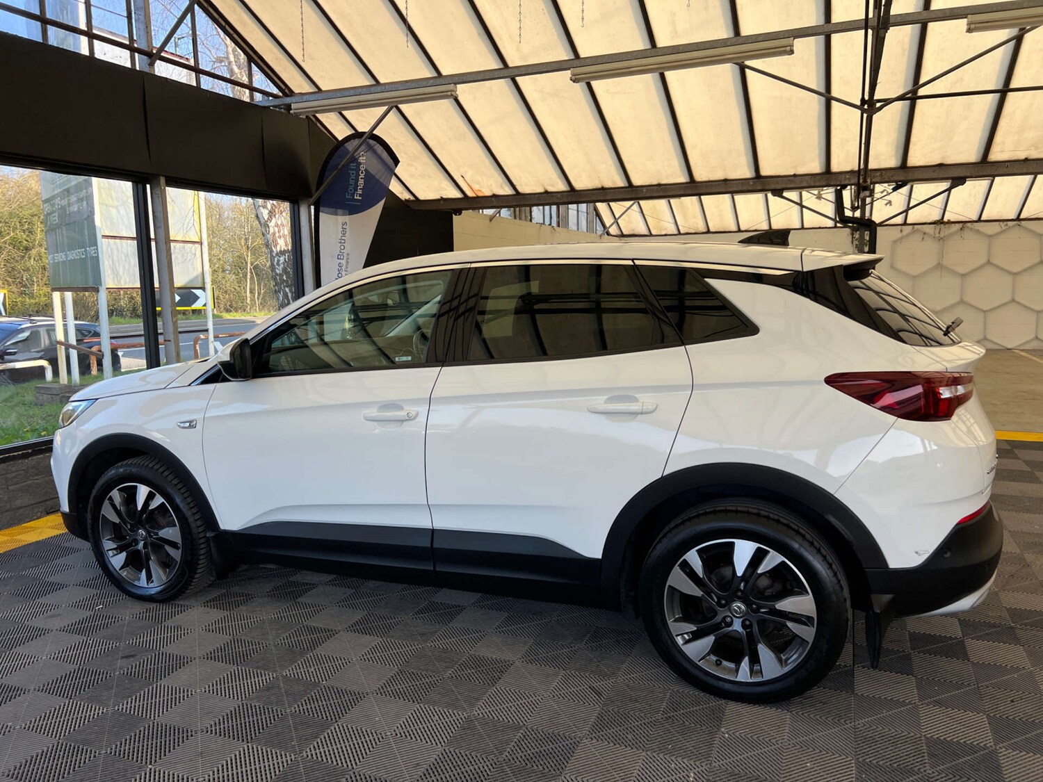 Used Vauxhall Grandland X 2018 for sale - 77979869: Photo 7