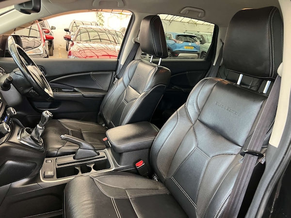 Used Honda CR-V 2017 for sale - 76097140: Photo 26