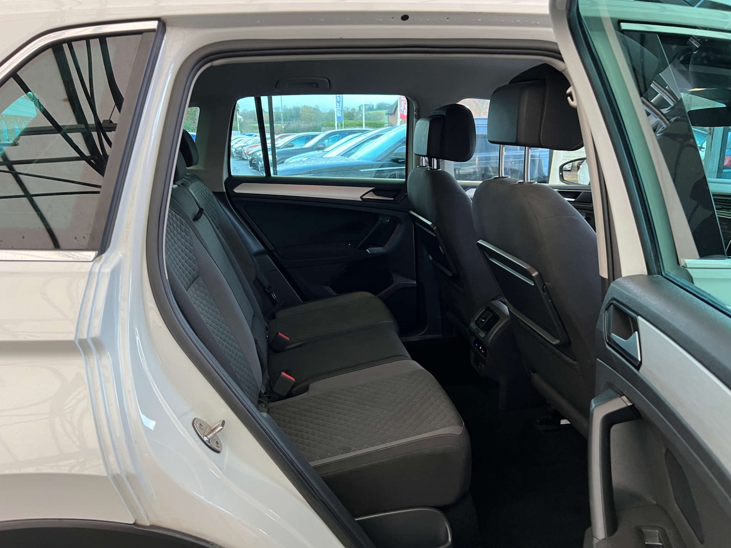 Used Volkswagen Tiguan 2017 for sale - 76848475: Photo 25