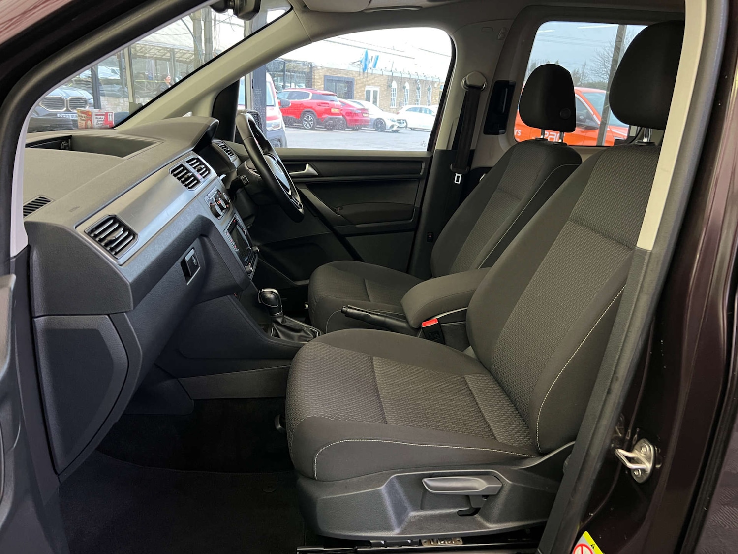 Used Volkswagen Caddy Life 2017 for sale - 77431885: Photo 15