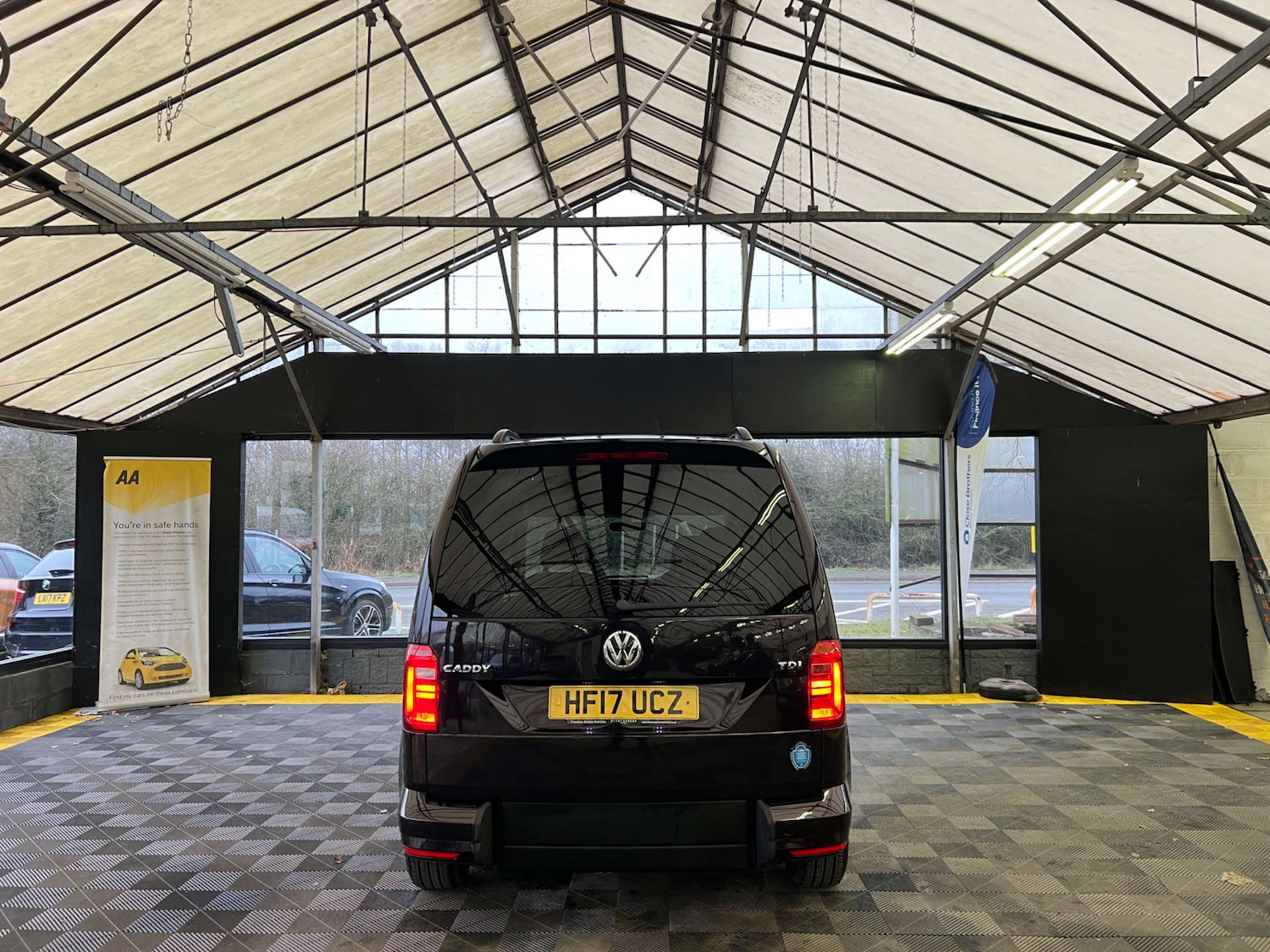 Used Volkswagen Caddy Life 2017 for sale - 77431885: Photo 6