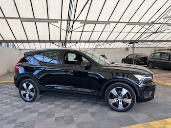 Used Volvo XC40 2019 for sale - 79549598: Photo