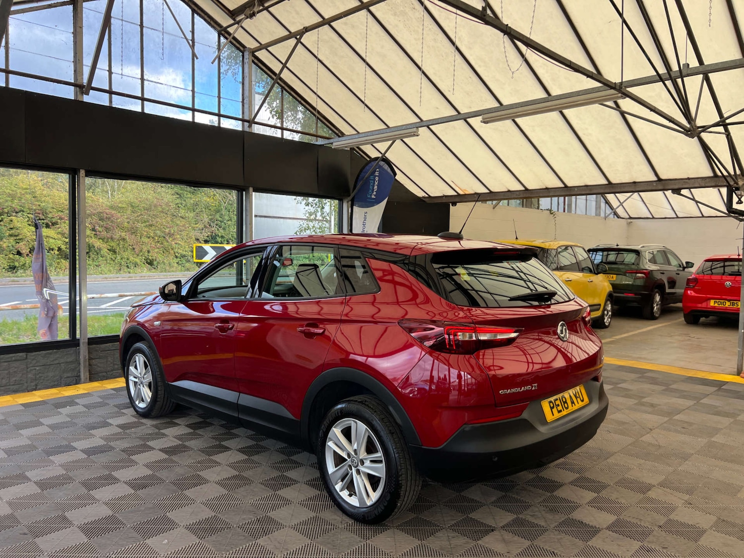 Used Vauxhall Grandland X 2018 for sale - 76120462: Photo 5