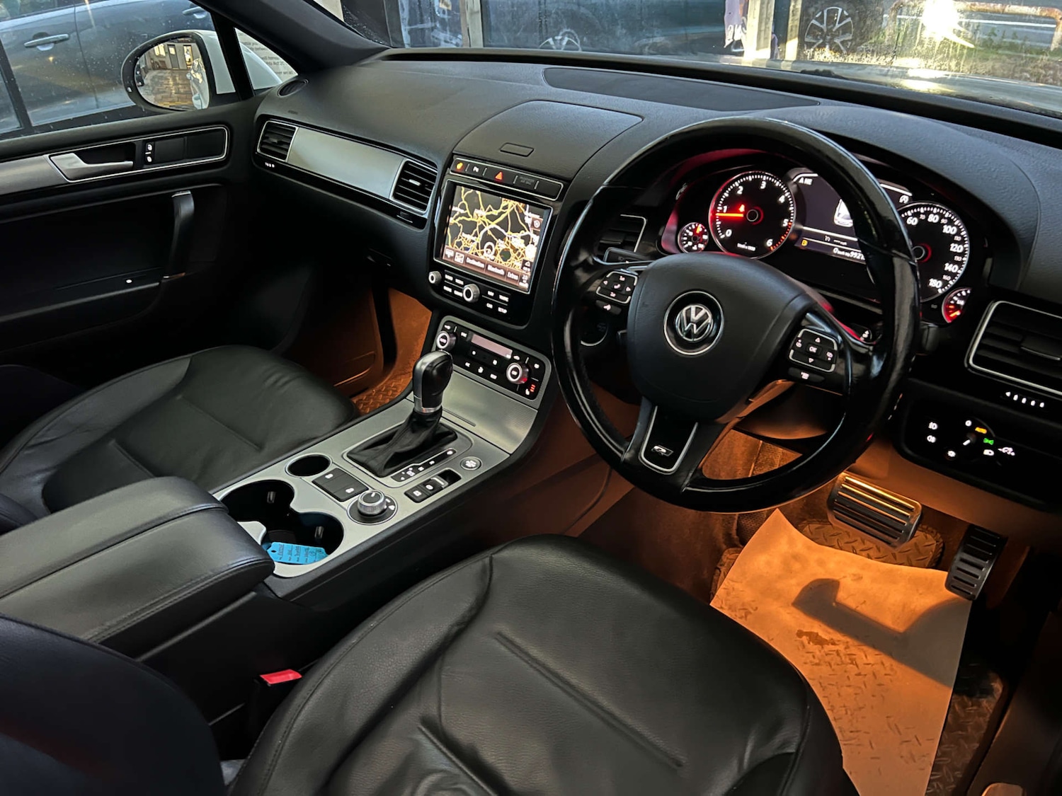 Used Volkswagen Touareg 2017 for sale - 77038538: Photo 11