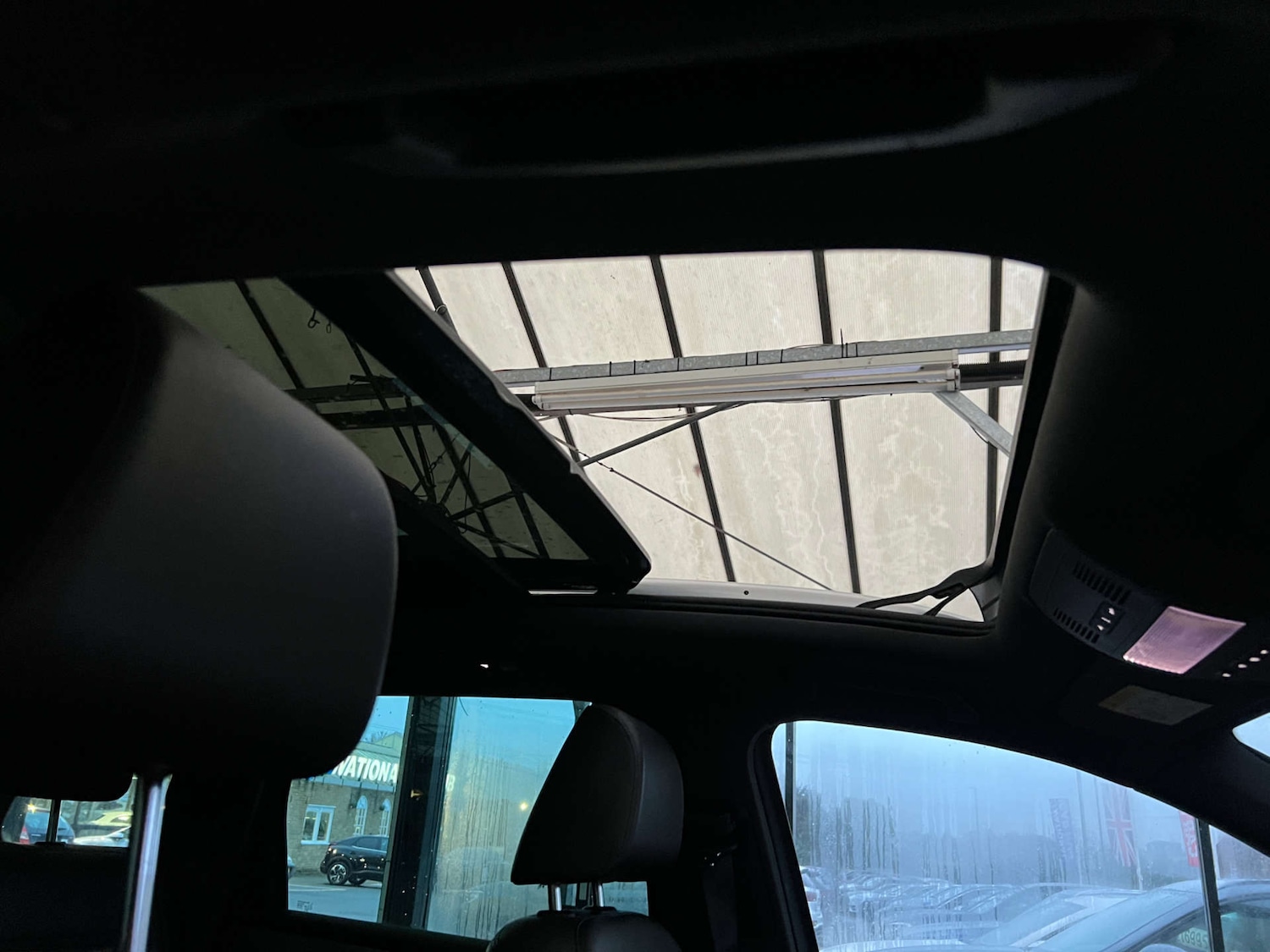 Used Volkswagen Touareg 2017 for sale - 77038538: Photo 15