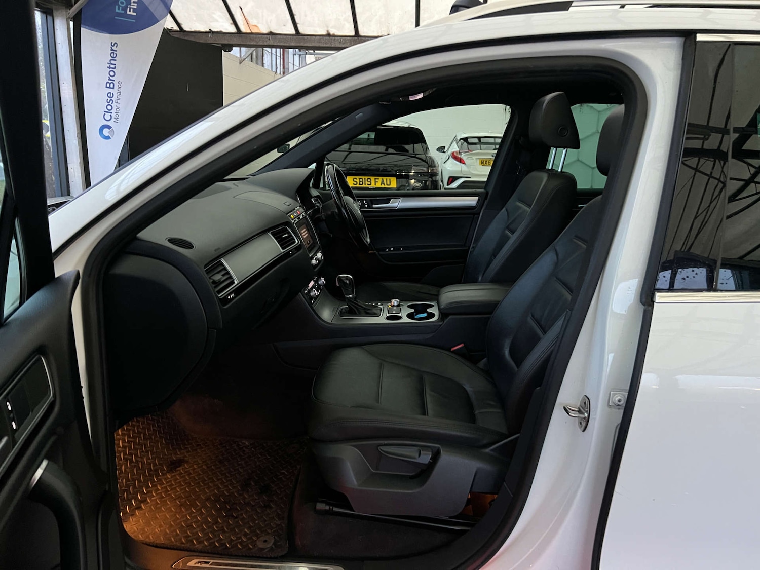 Used Volkswagen Touareg 2017 for sale - 77038538: Photo 21