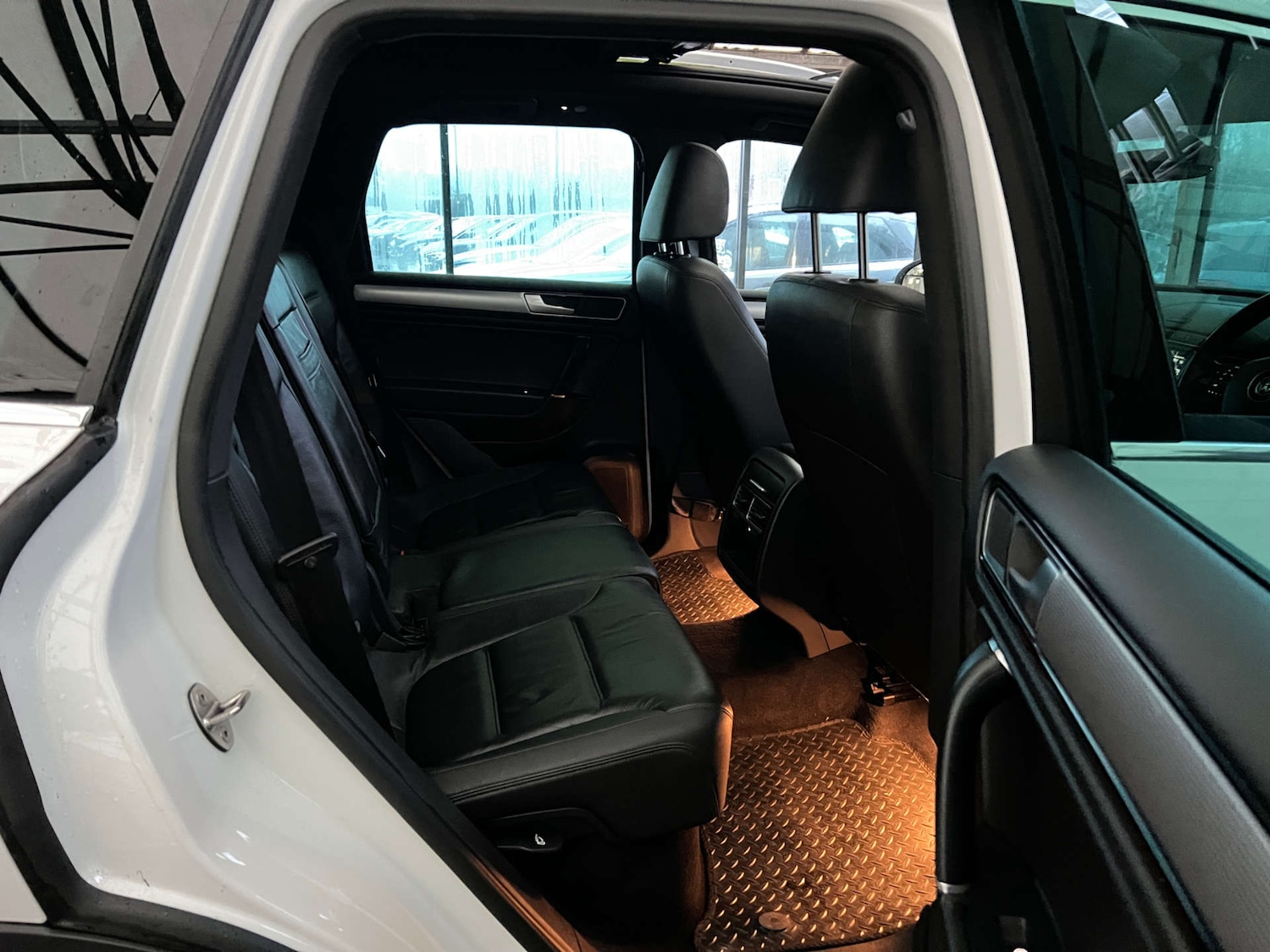 Used Volkswagen Touareg 2017 for sale - 77038538: Photo 26