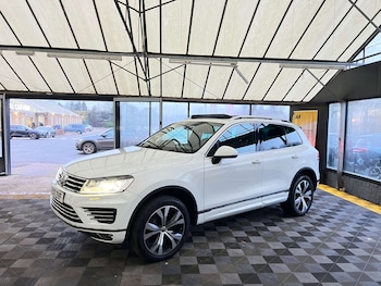 Used Volkswagen Touareg 2017 for sale - 77038538: Photo