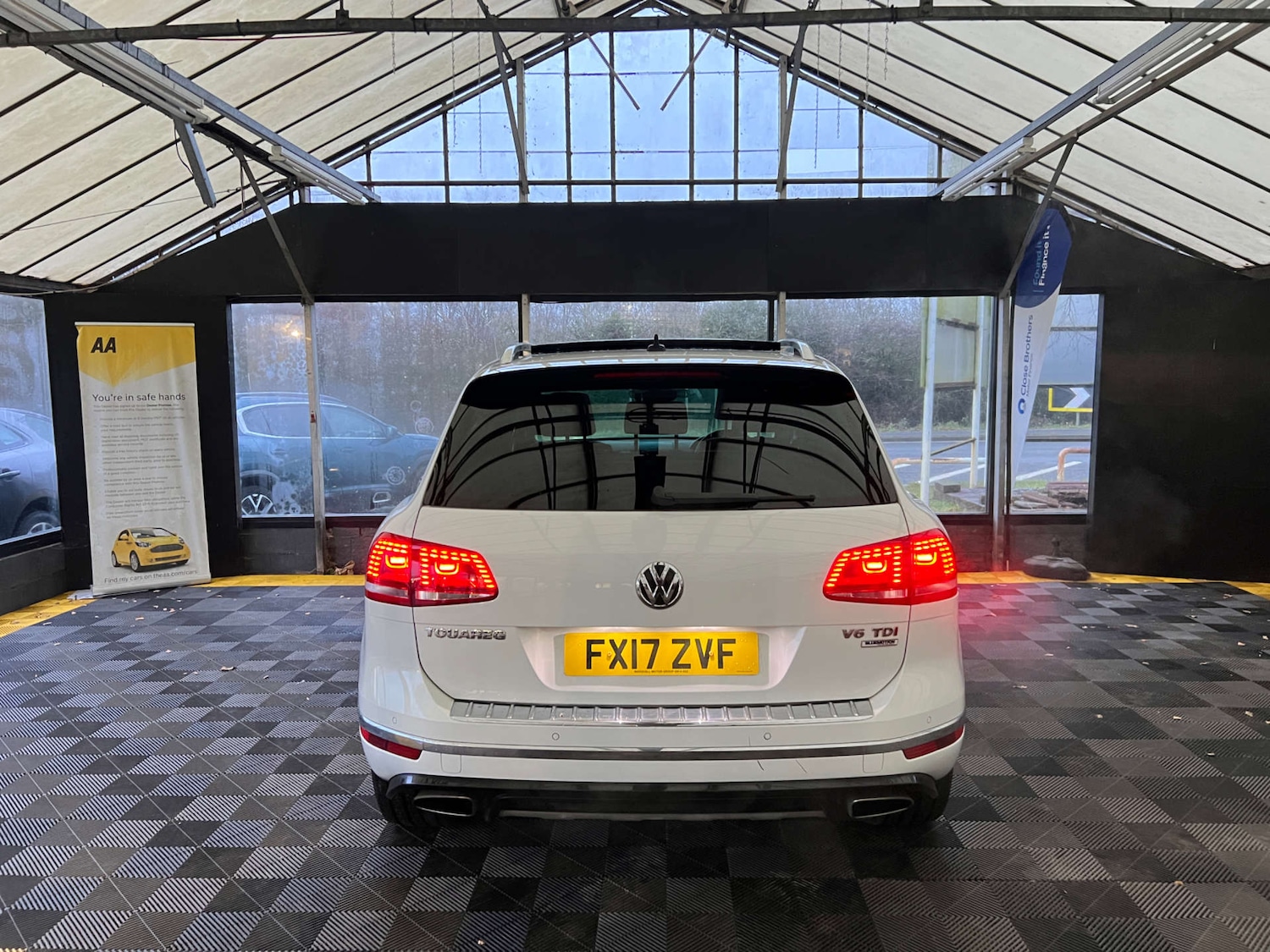 Used Volkswagen Touareg 2017 for sale - 77038538: Photo 6