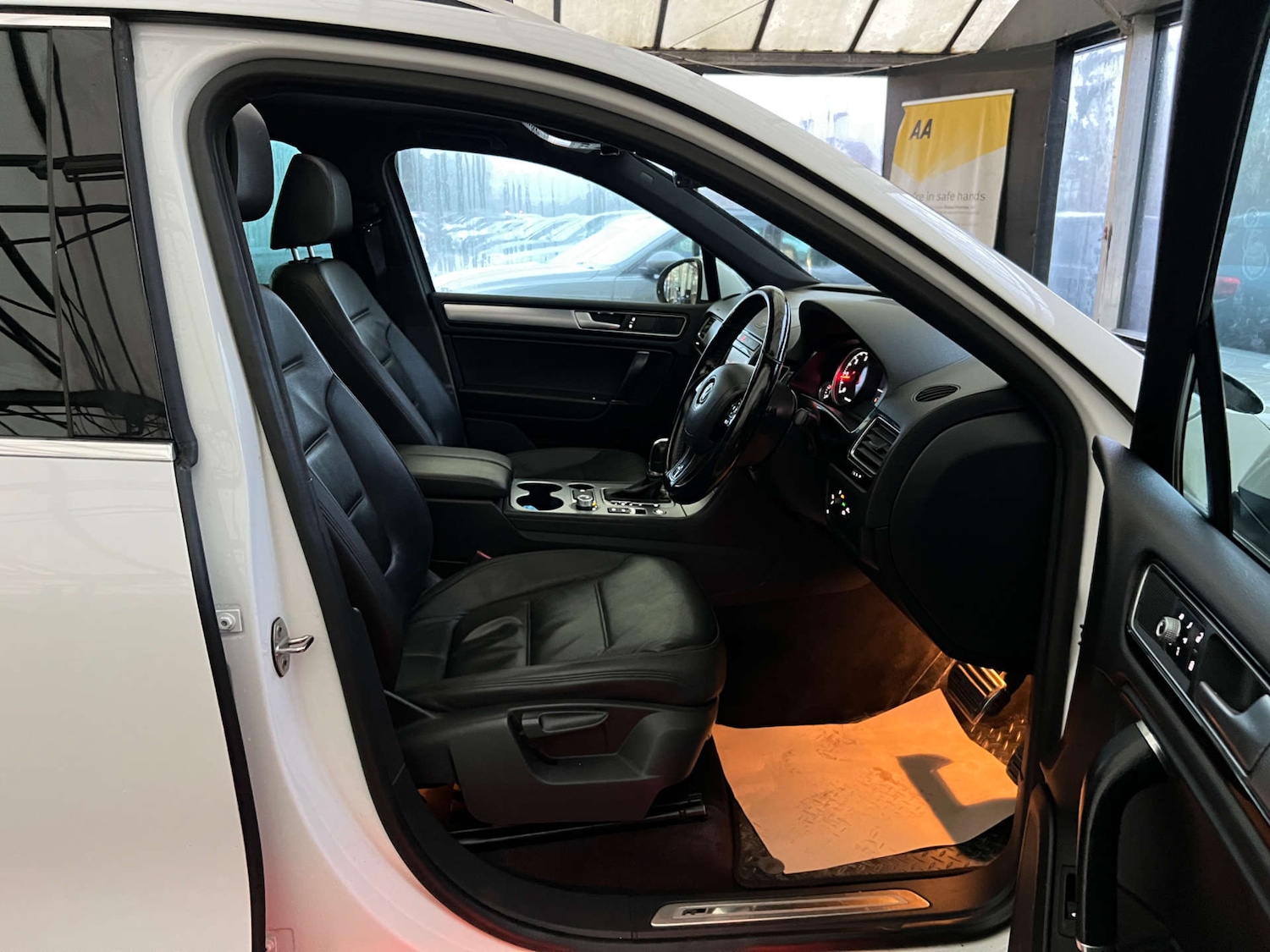 Used Volkswagen Touareg 2017 for sale - 77038538: Photo 9