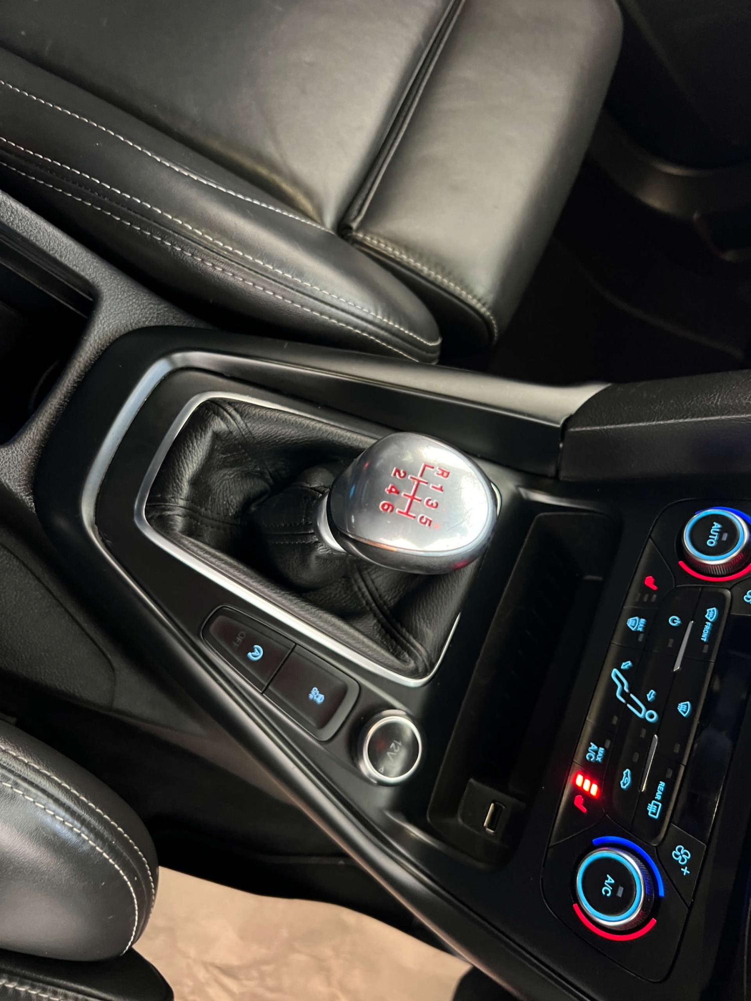 Used Ford Focus 2016 for sale - 76603740: Photo 15