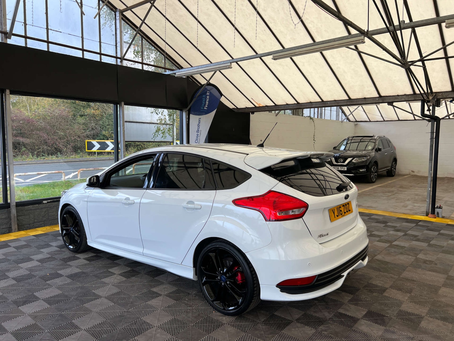 Used Ford Focus 2016 for sale - 76603740: Photo 4