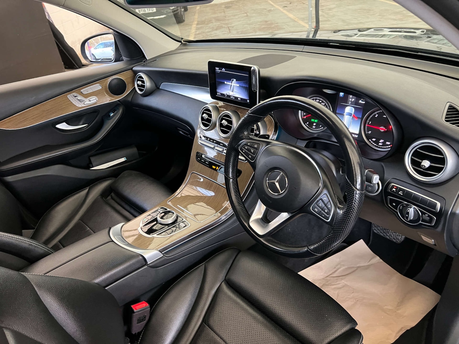 Used Mercedes-Benz GLC 2018 for sale - 76483204: Photo 16