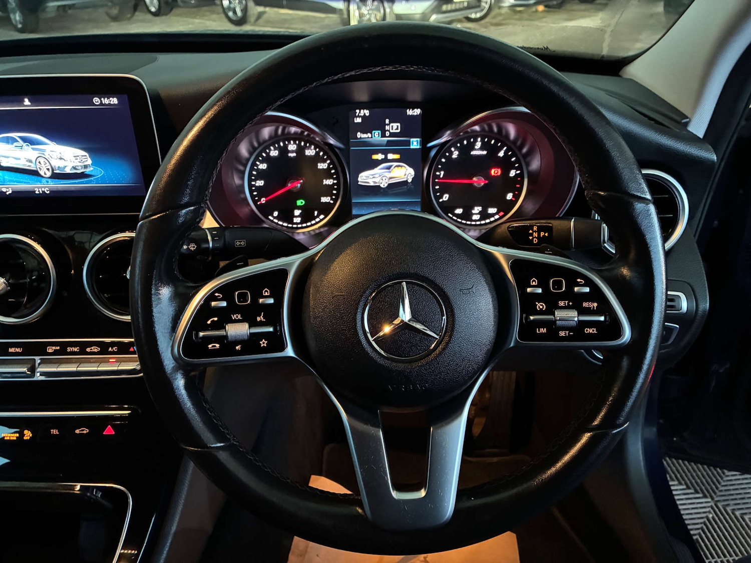 Used Mercedes-Benz C Class 2020 for sale - 77240416: Photo 17