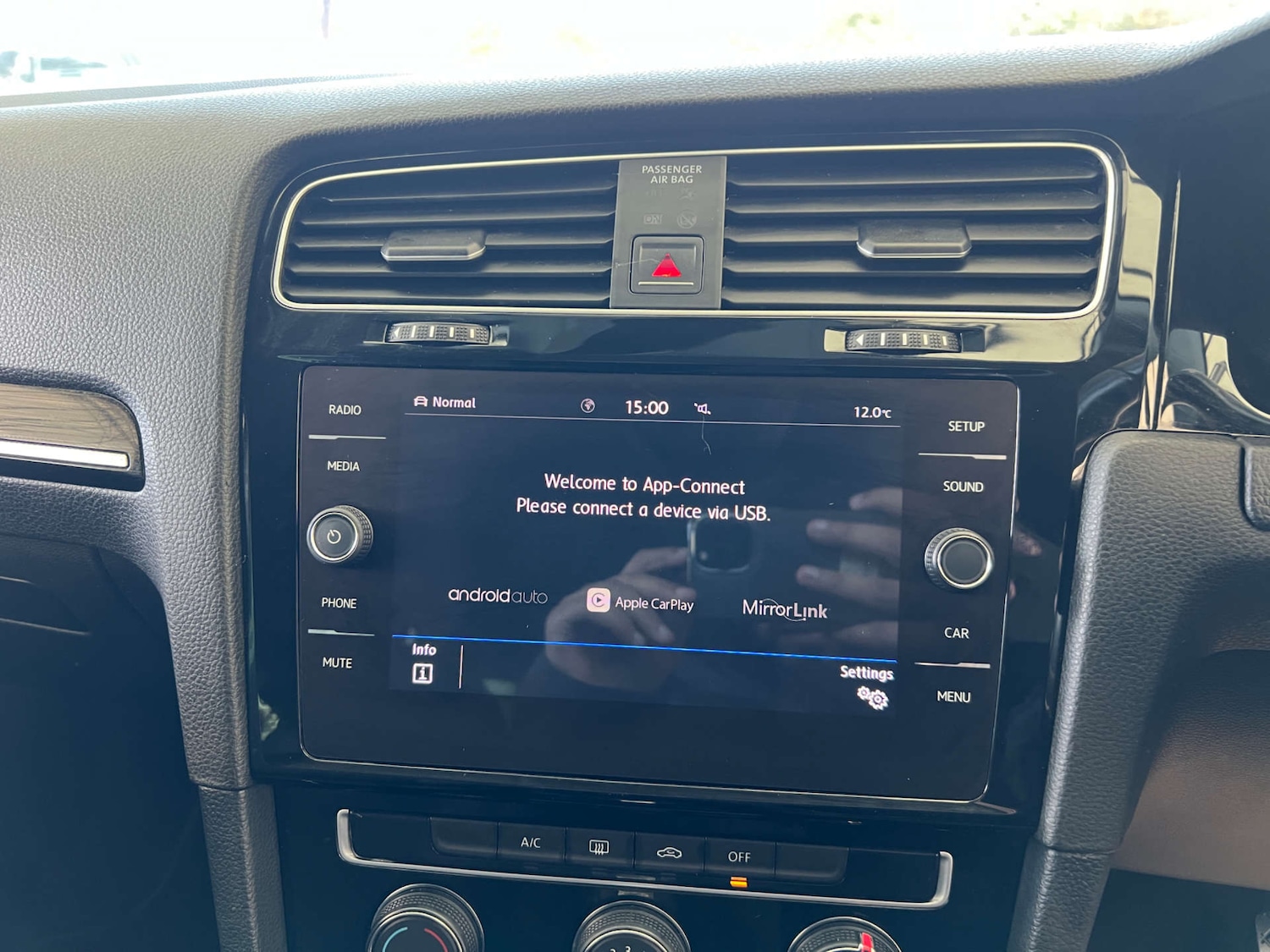 Used Volkswagen Golf 2017 for sale - 77022568: Photo 20