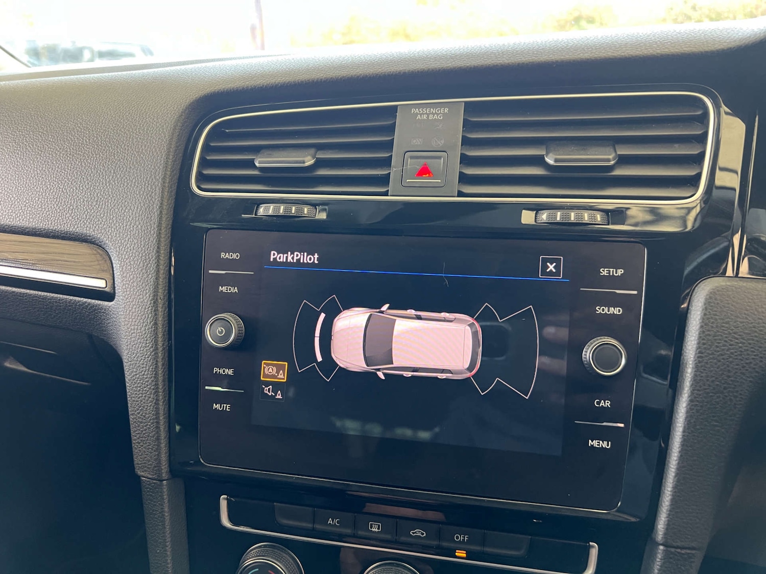 Used Volkswagen Golf 2017 for sale - 77022568: Photo 22