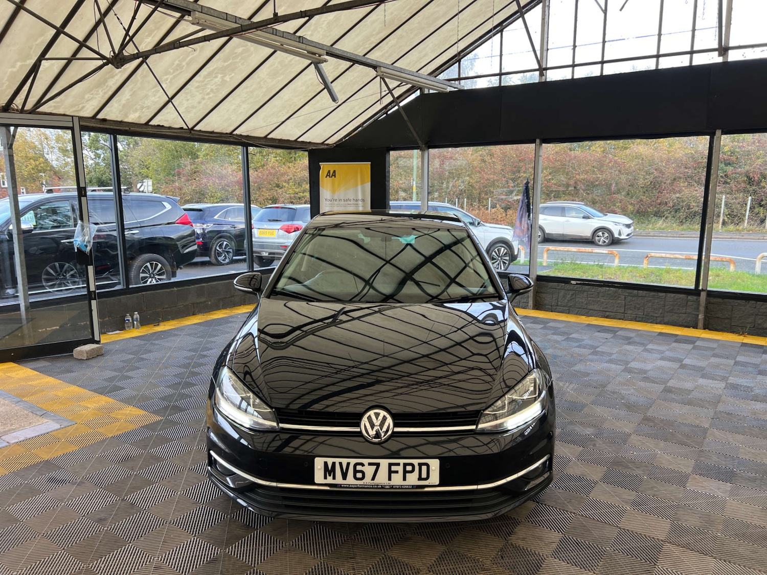 Used Volkswagen Golf 2017 for sale - 77022568: Photo 3