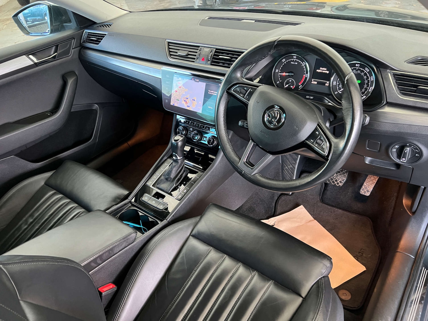 Used Skoda Superb 2019 for sale - 76971053: Photo 12