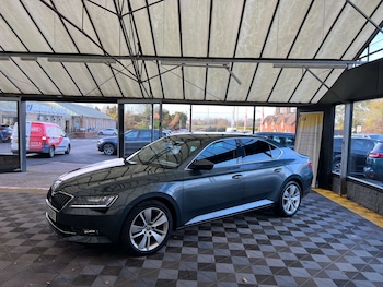 Used Skoda Superb 2019 for sale - 76971053: Photo