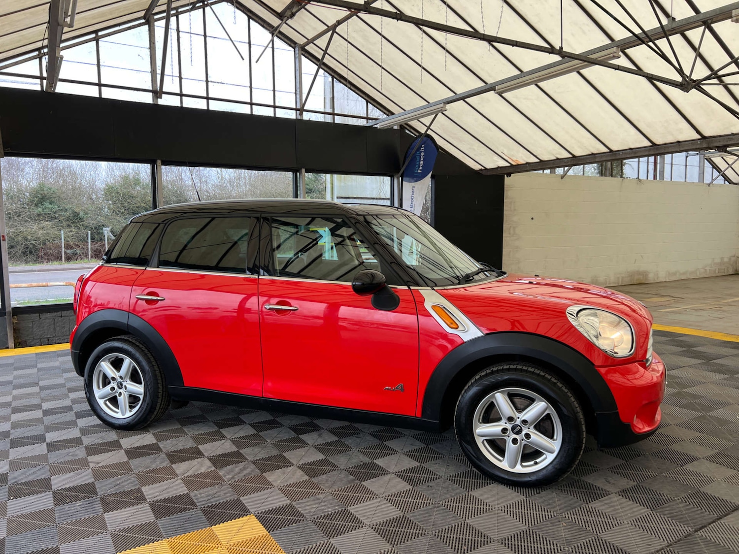 Used MINI Countryman 2012 for sale - 77797070: Photo 2