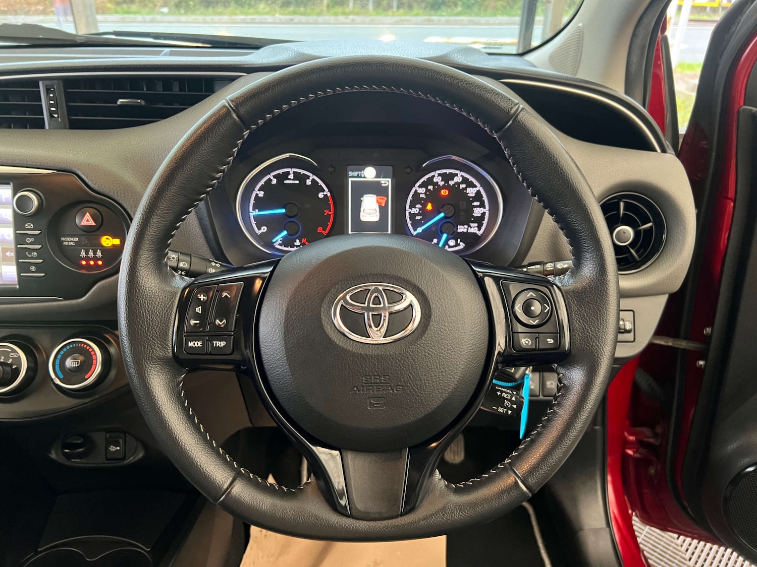 Used Toyota Yaris 2018 for sale - 76287452: Photo 14