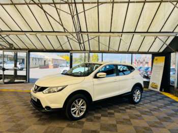 Used Nissan Qashqai 2017 for sale - 74624538: Photo