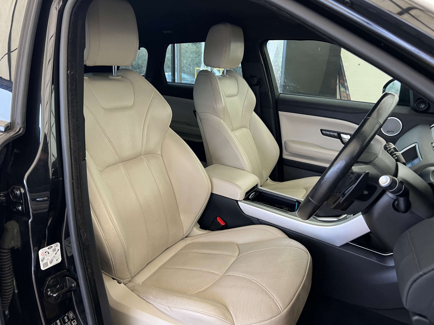 Used Land Rover Range Rover Evoque 2017 for sale - 77335736: Photo 11