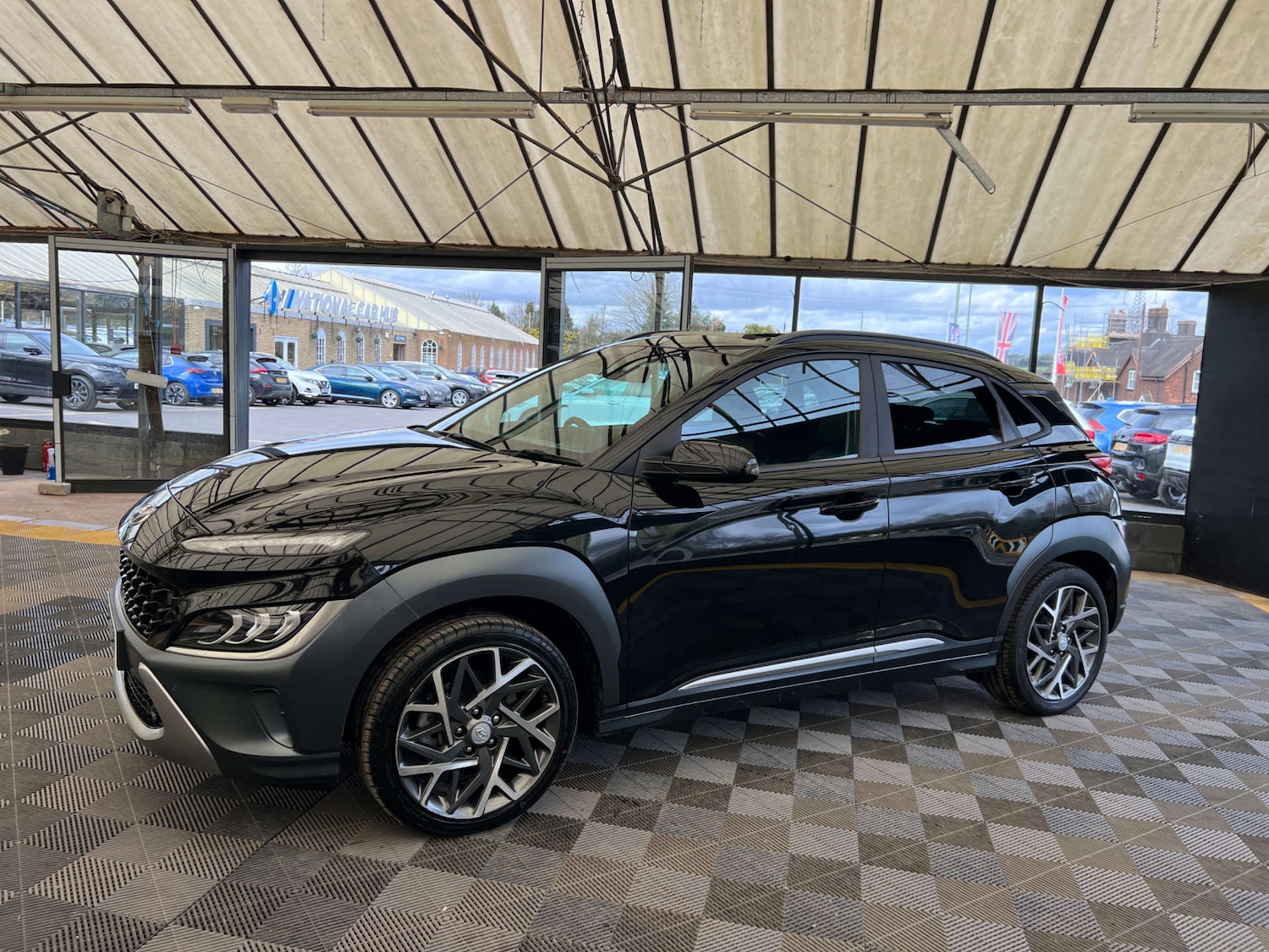 Used Hyundai KONA 2023 for sale - 78211856: Photo 5