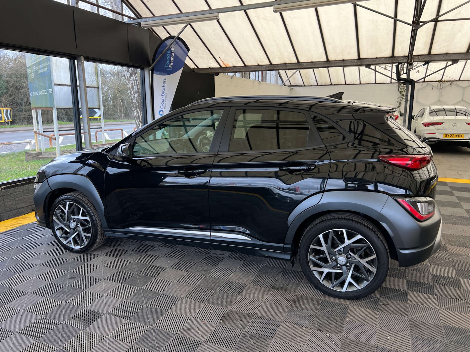 Used Hyundai KONA 2023 for sale - 78211856: Photo 7