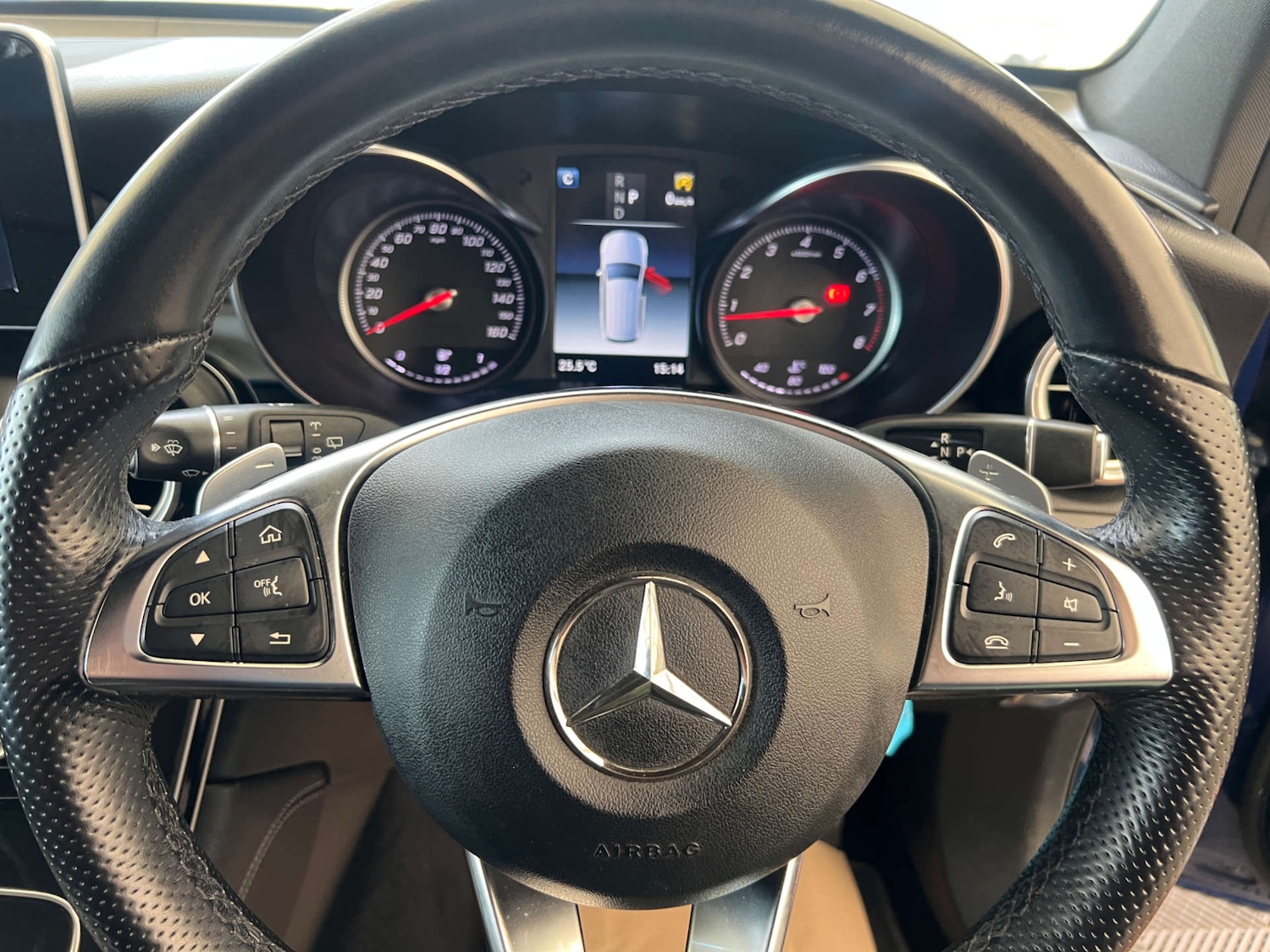 Used Mercedes-Benz GLC 2018 for sale - 76601978: Photo 15