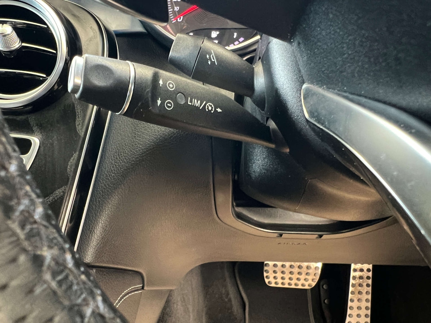 Used Mercedes-Benz GLC 2018 for sale - 76601978: Photo 18