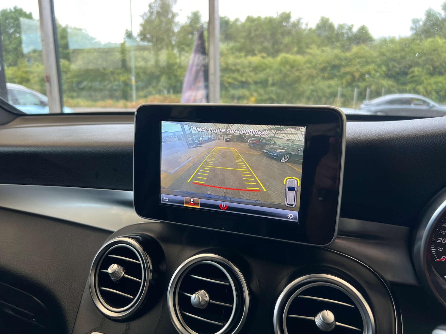 Used Mercedes-Benz GLC 2018 for sale - 76601978: Photo 23