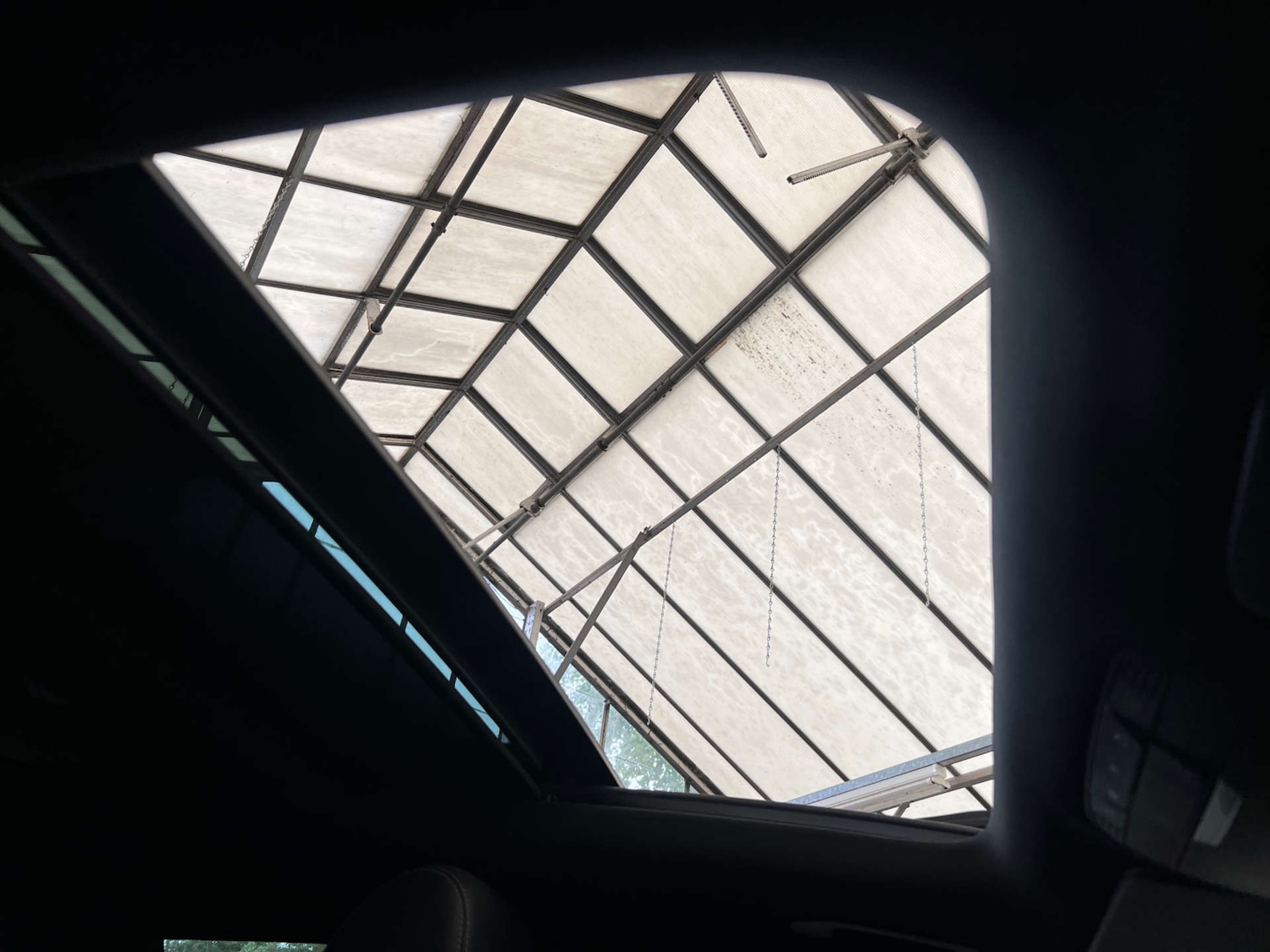 Used Mercedes-Benz GLC 2018 for sale - 76601978: Photo 24