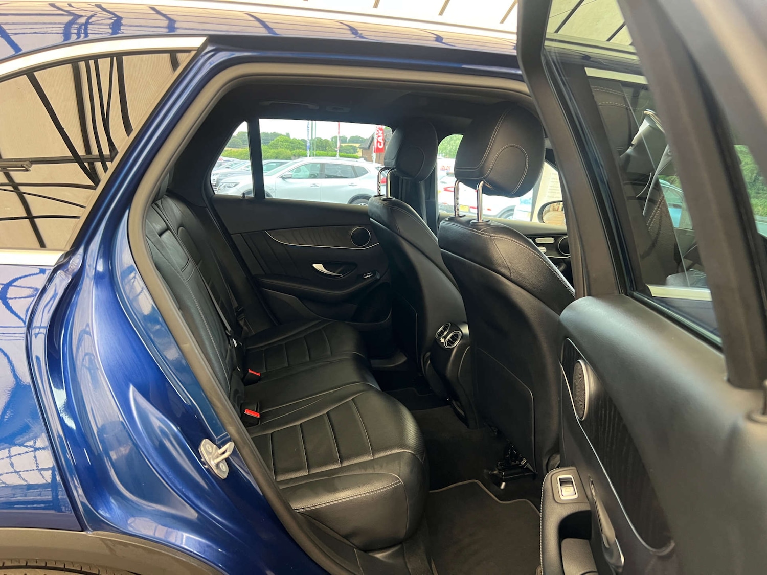 Used Mercedes-Benz GLC 2018 for sale - 76601978: Photo 29