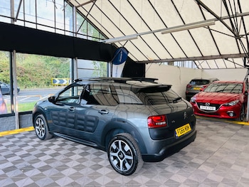 Used Citroen C4 Cactus 2016 for sale - 75701494: Photo