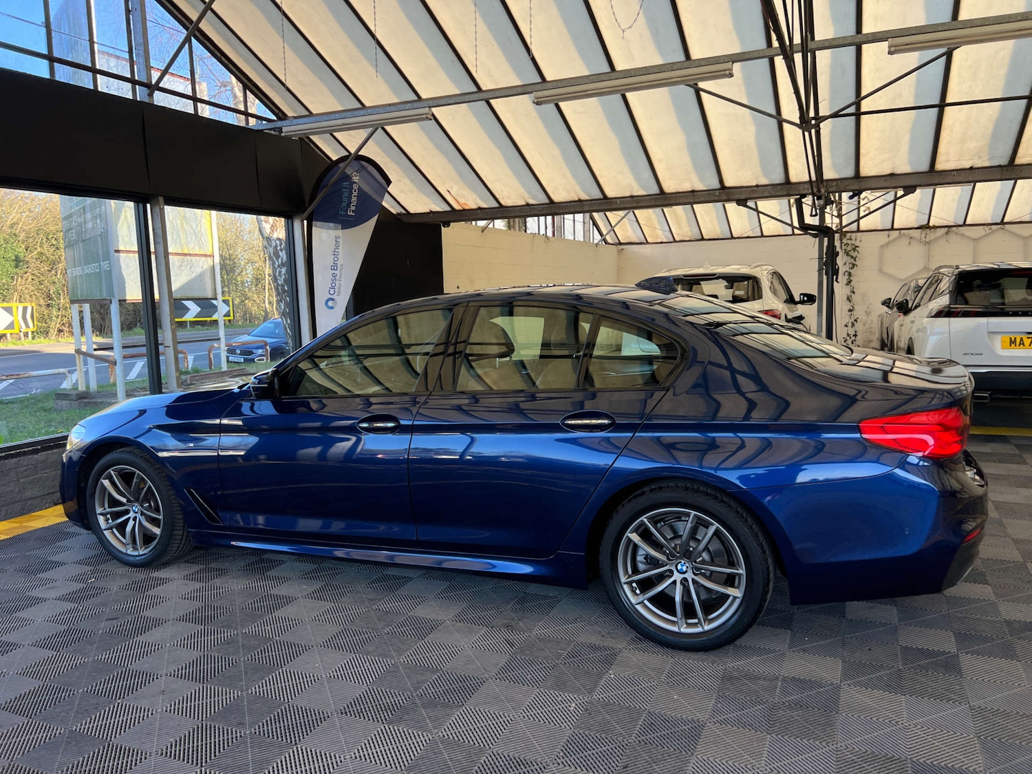 Used BMW 5 Series 2018 for sale - 77930569: Photo 7