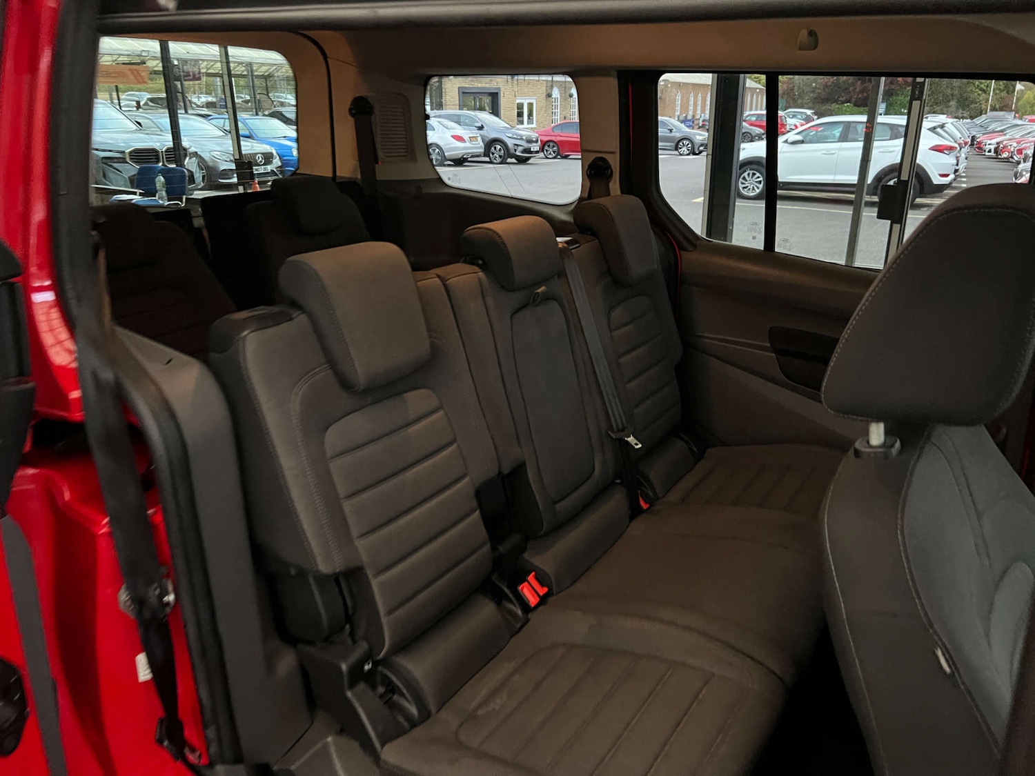 Used Ford Grand Tourneo Connect 2020 for sale - 76601578: Photo 27