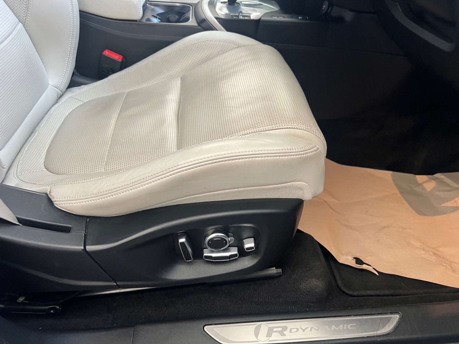 Used Jaguar E-Pace 2018 for sale - 76097136: Photo 13