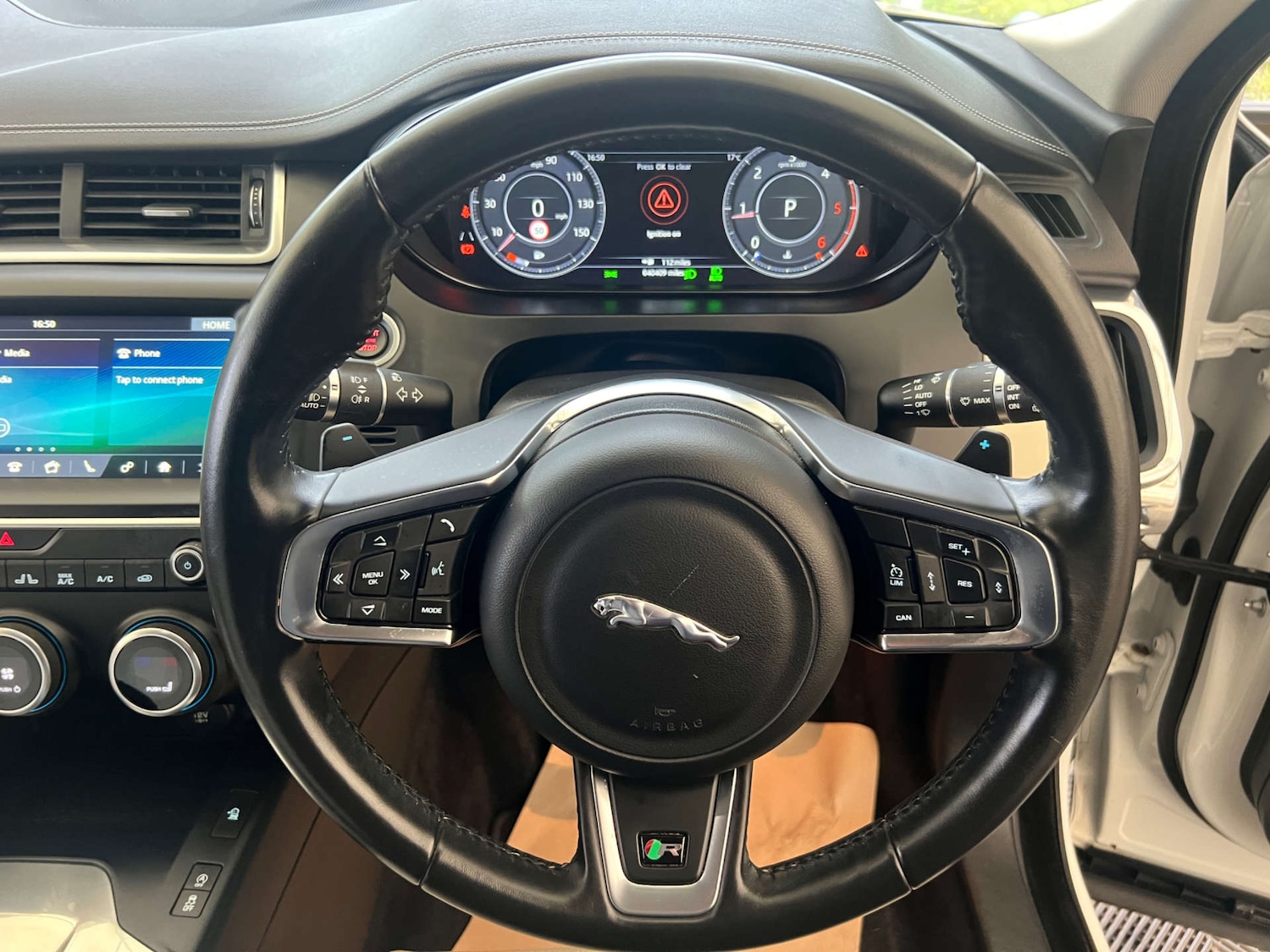Used Jaguar E-Pace 2018 for sale - 76097136: Photo 16