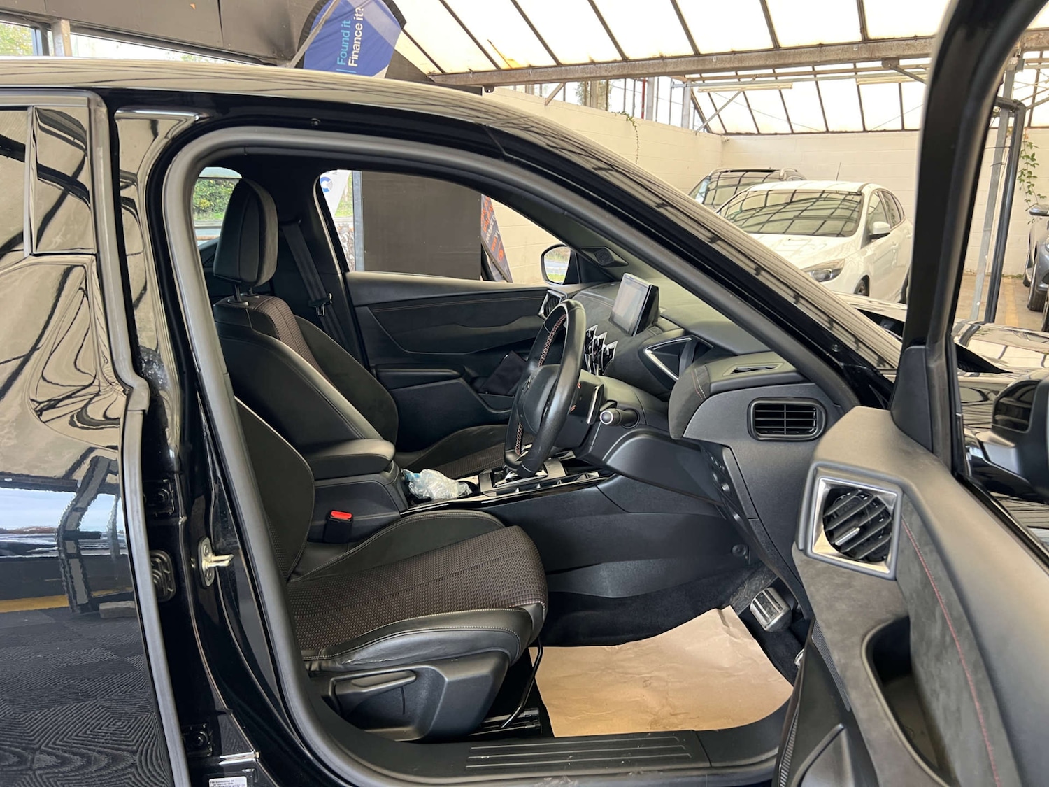 Used DS Automobiles DS 3 Crossback 2021 for sale - 76412000: Photo 10